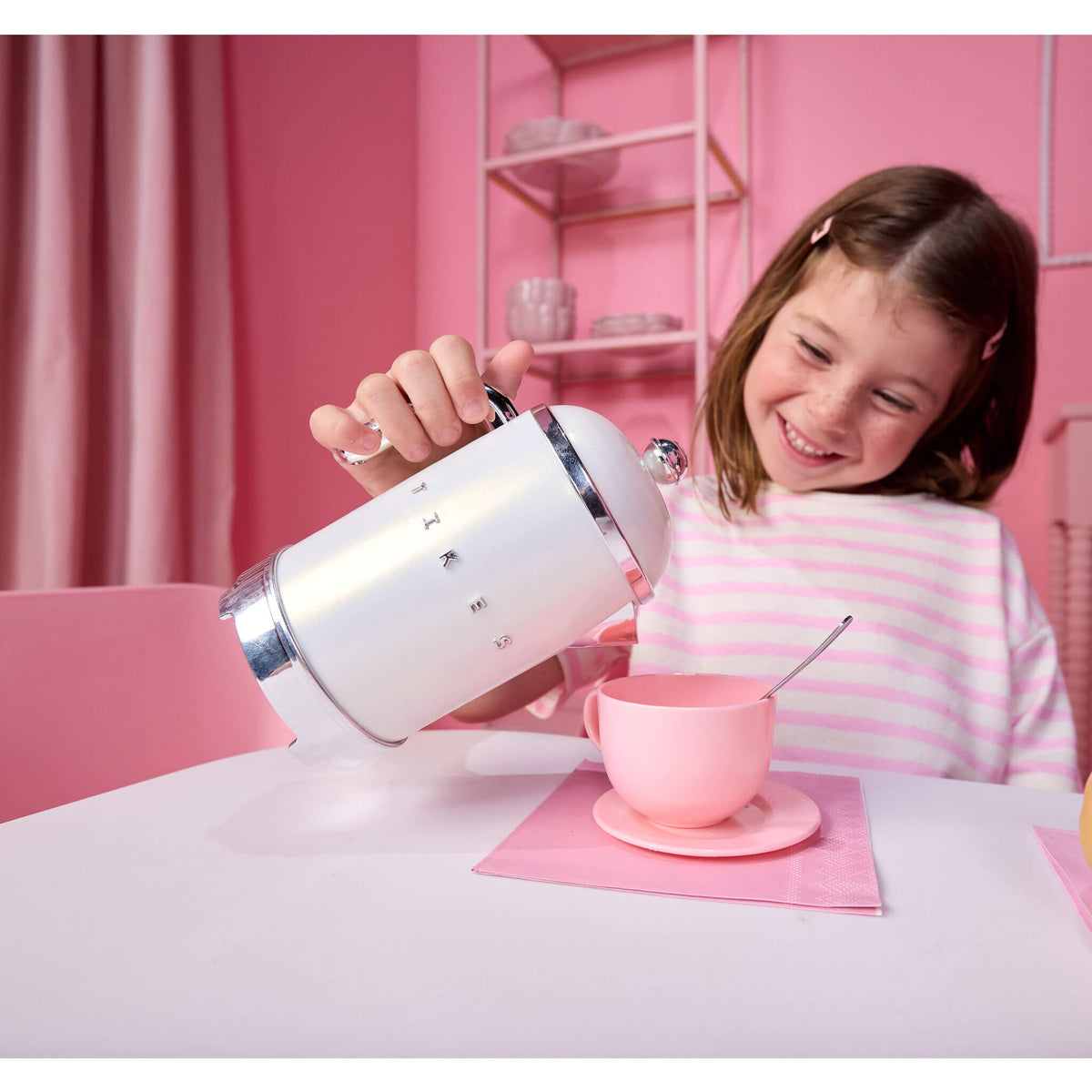 Sweet Spaces™ Tea Set - Pink